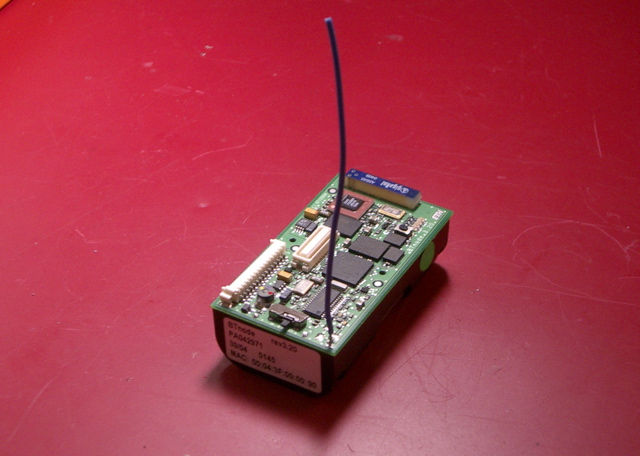 BTnode rev3 with Wire Antenna